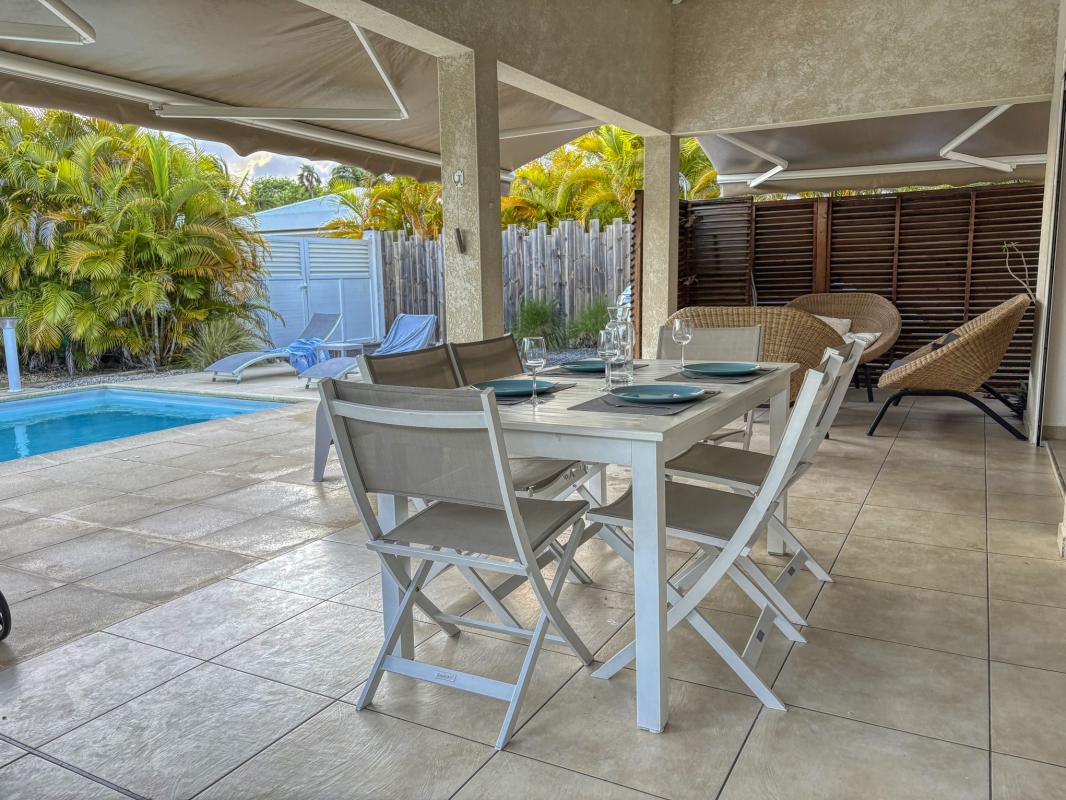12.Location villa piscine Saint François Guadeloupe_Terrasse